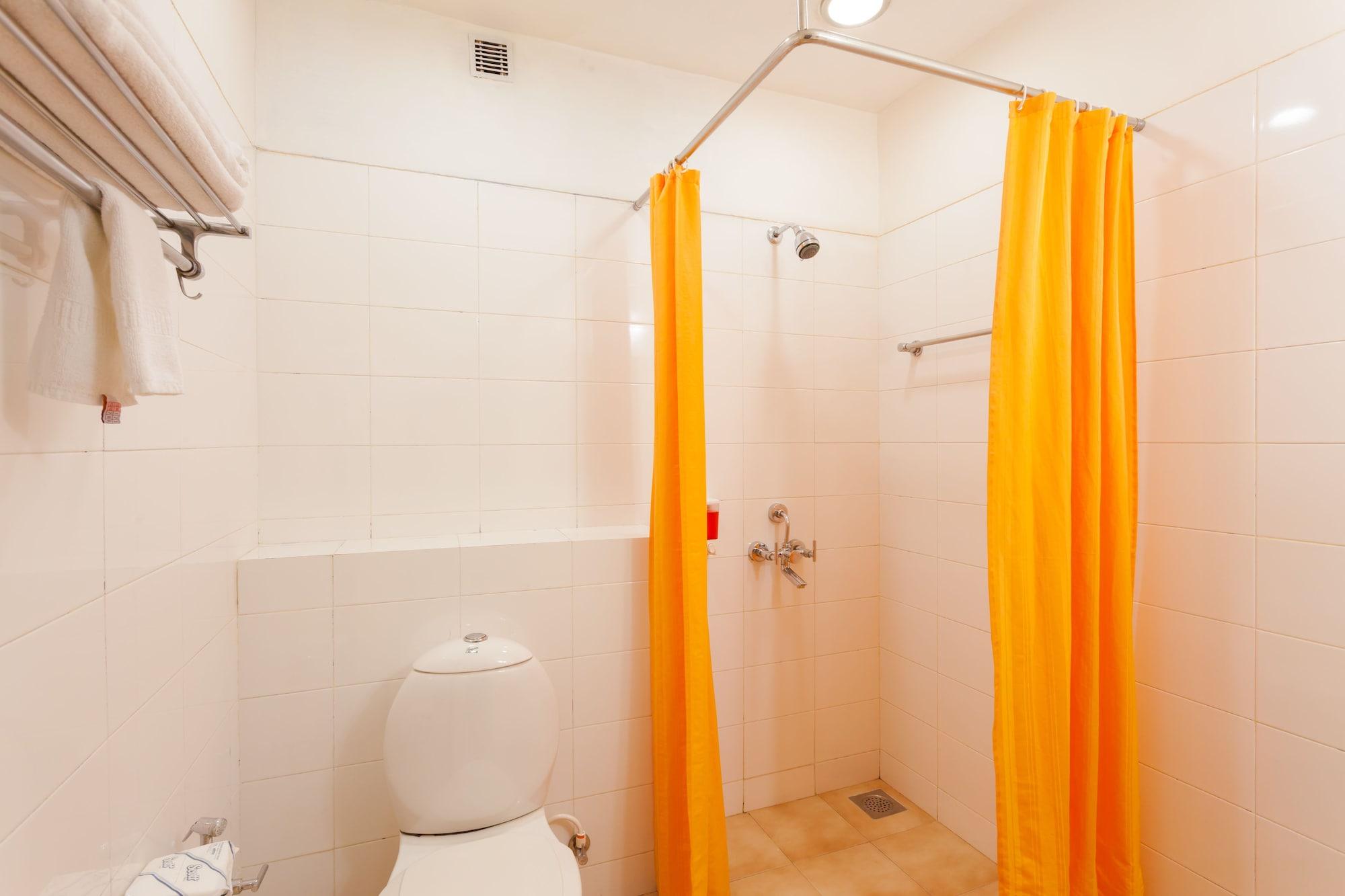 Ahmedabad Vastrapur Otel Dış mekan fotoğraf